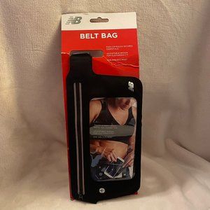 New Balance Smartphone Nylon Belt Bag Zip Closure Black clear front(539).